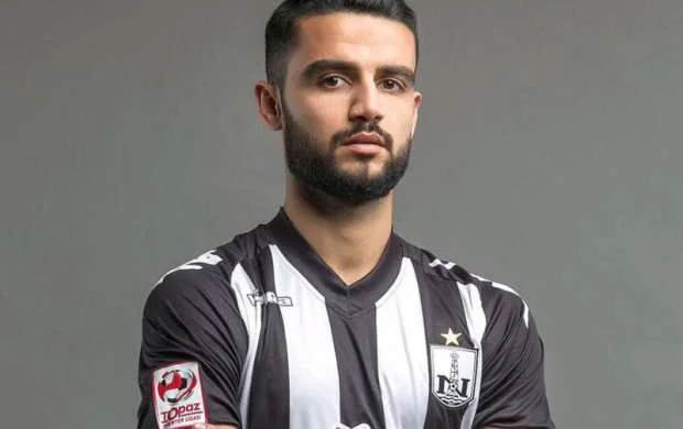 Ruslan Abışov başladı 