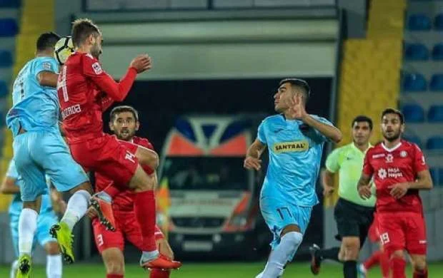"Zirə" Premyer Liqada 13 aydan sonra bir matçda üç qol vurub 
