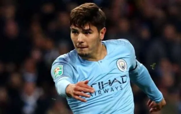 "Real" 19 yaşlı futbolçu transfer etdi 