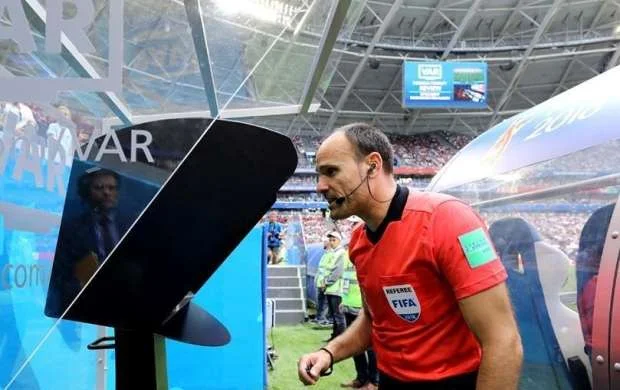 UEFA gözləmədi, VAR-la bağlı yeni qərar verdi 