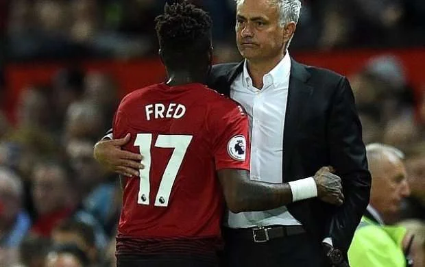 Mourinyo Fredə az şans verməsinin səbəbini dedi 