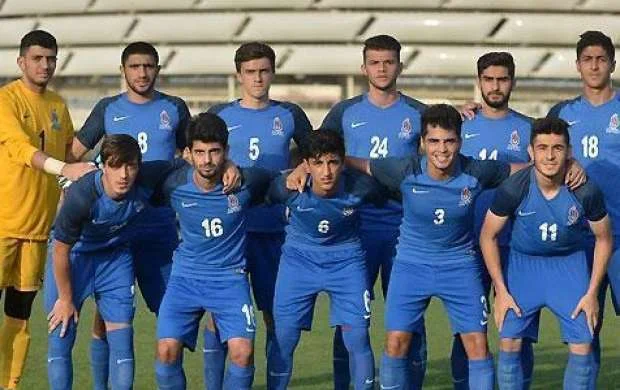 İki futbolçu yığmamızdan ayrıldı 