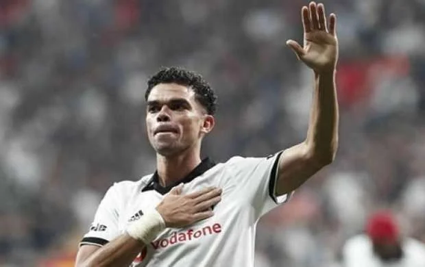 Pepe "Beşiktaş"dan getdi - RƏSMİ 