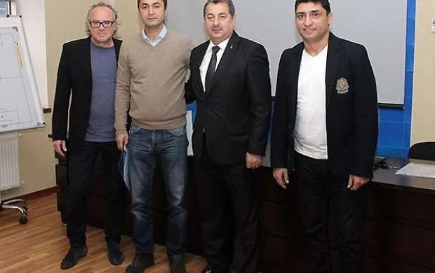 Azərbaycanın 8 məşqçisinə UEFA-nın Pro lisenziyası verildi - SİYAHI 
