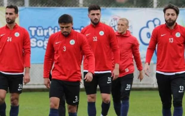 Millimizin üzvü "Fənərbaxça"ya qarşı oynamayacaq 