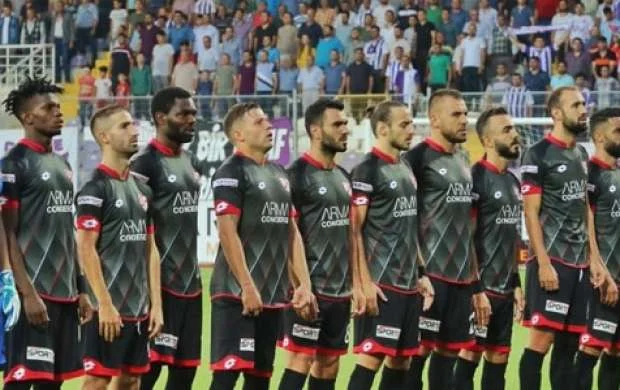 Millimizin üzvü "Qalatasaray"a rəqib oldu 