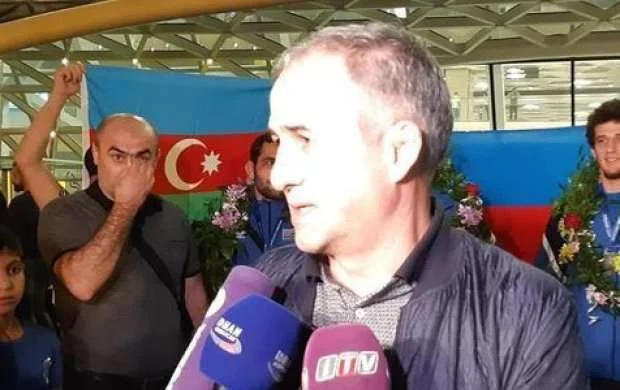 Millimizin yeni baş məşqçisinin adı bəlli oldu 