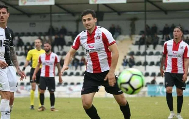 "Şahdağ" Portuqaliya çempionatından futbolçu transfer etdi 