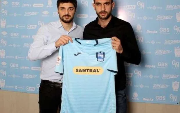 "Zirə" yeni müdafiəçi ilə gücləndi - RƏSMİ 