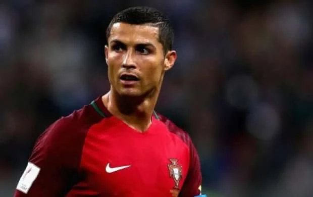 Ronaldo milli komanda qərarını açıqladı 