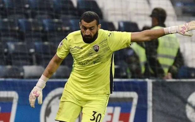 "Qəbələ"nin qapıçısı rəsmən "Neftçi"də 