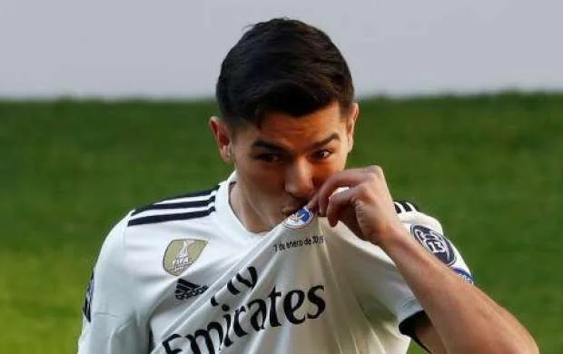 "Real"ın yeni transferi "Barselona" azarkeşi çıxdı 