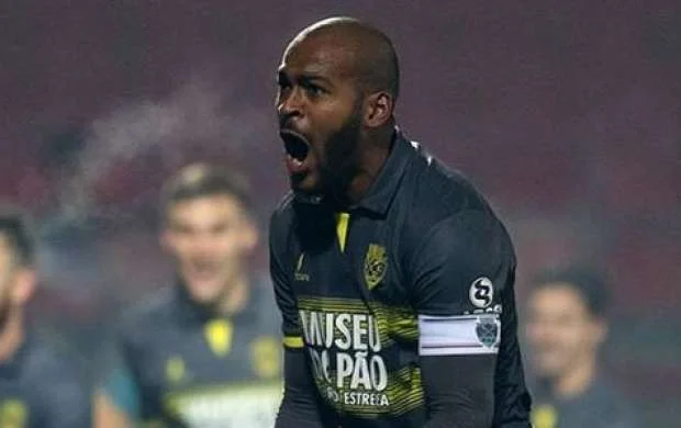 "Qalatasaray" braziliyalı futbolçu transfer edir - RƏSMİ 