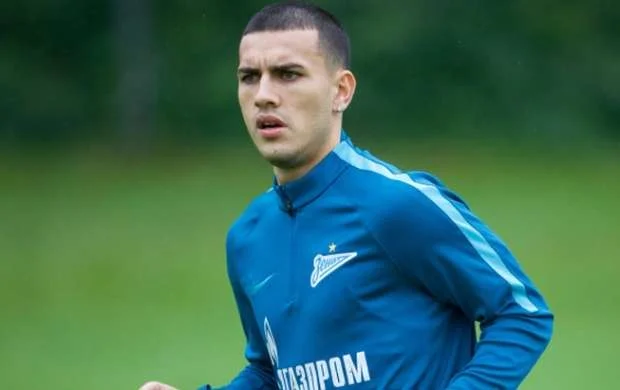 "Çelsi" "Zenit"in futbolçusundan əl çəkmir 