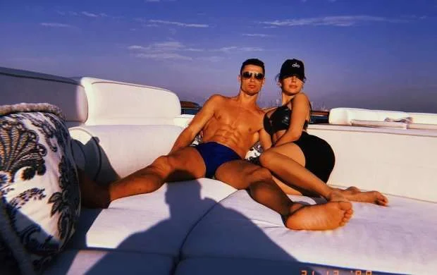 Ronaldo və sevgilisinin Dubay istirahəti - FOTOLAR 