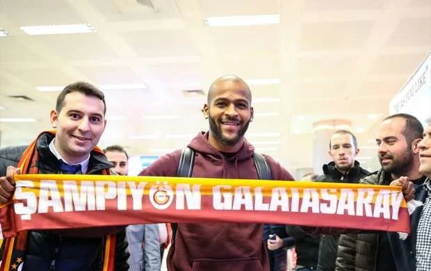 "Qalatasaray" yeni legionerini açıqladı 