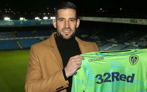 “Real”ın futbolçusu İngiltərə klubuna transfer olundu 