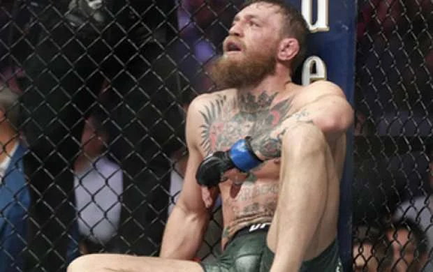 UFC prezidenti: "Makqreqor yenidən çempion olmaq eşqi ilə yanır" 