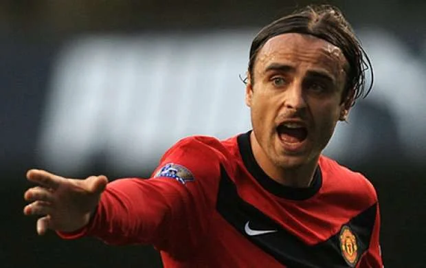 Dimitar Berbatov yaşıl meydanlara döndü 