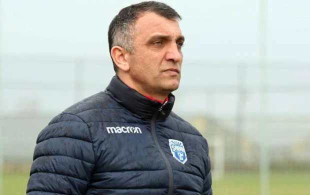 "Belə komandaya qarşı futbolçular da həvəslə oynayırlar" 