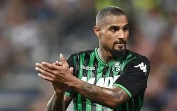 "Barselona" 32 yaşlı futbolçu aldı 