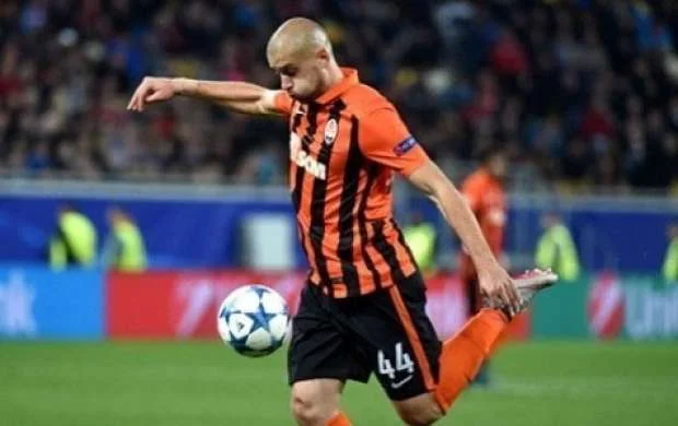 Premyer Liqada oynayan futbolçular nə qədər vergi ödəyib? 