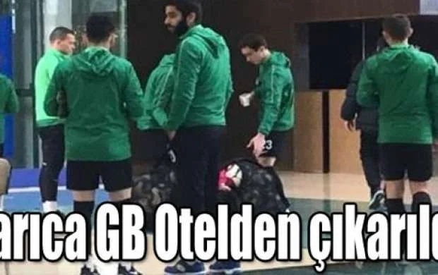 Azərbaycanlı klub rəhbəri otelə 88 min "atdı" 