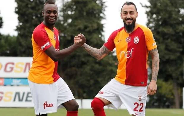 "Qalatasaray" iki forvardla anlaşdı - RƏSMİ 
