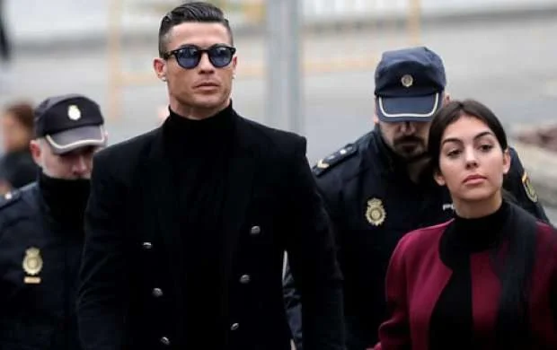 Ronaldonun qayınatası öldü 