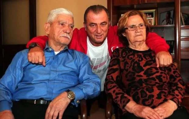 Terim dünyasını dəyişdi 