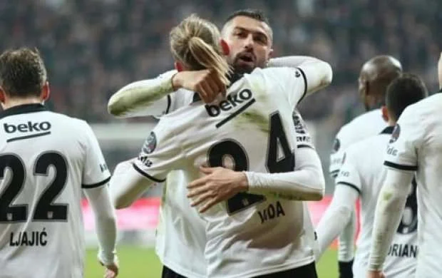 Burak Yılmaz dubl etdi, "Beşiktaş" qazandı - VİDEO 