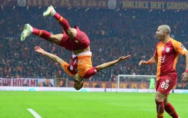 "Qalatasaray" "Trabzonspor"a qalib gəldi 