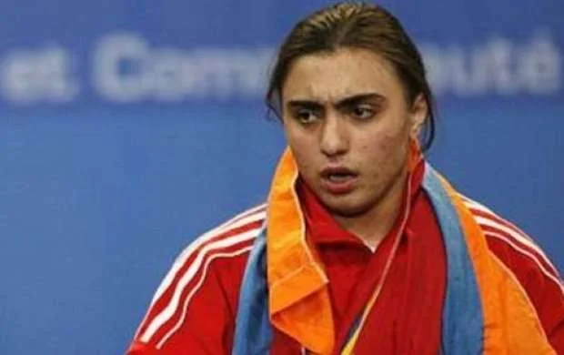 Dünya şokda: Erməni qadın idmançı "kişi" çıxdı - FOTOLAR 