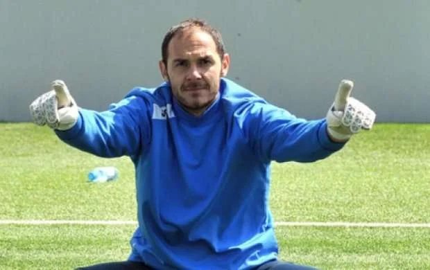 Axundov qapıçını niyə cəzalandırmayıb? 