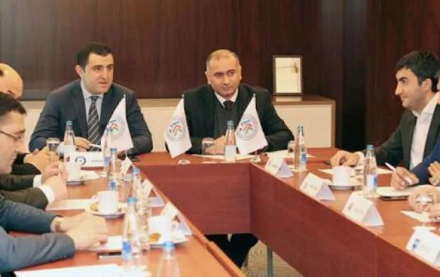 Klublar Komitəsinin sədri kim olsun? 