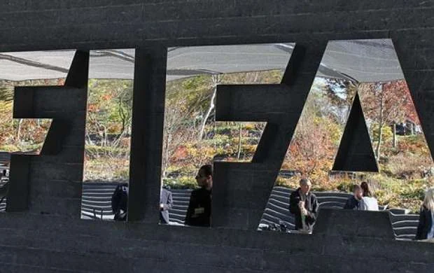 FIFA dünya çempionatını bu ölkədən aldı 