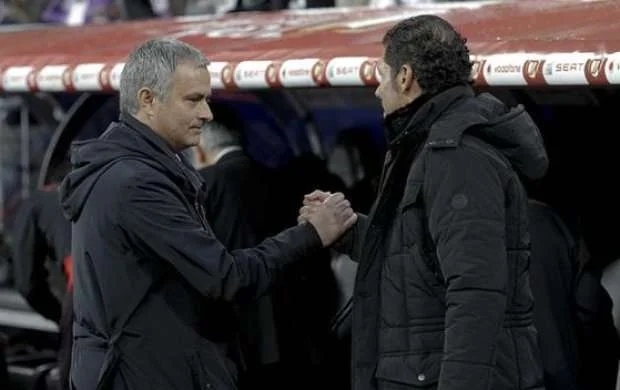Mourinyo ədəbsiz jest haqda: "Simeonenin etdiyini mən etsəydim..." 
