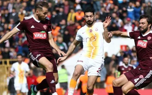 "Qalatasaray" 4 qolla uduzub, yarımfinala çıxdı - VİDEO 