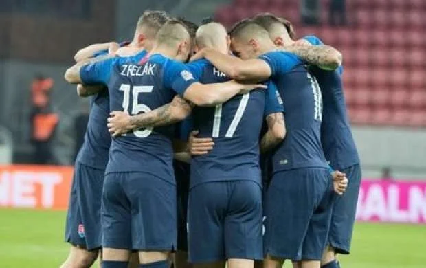 Slovakiya Azərbaycanla oyundan əvvəl yoldaşlıq matçı keçirəcək 