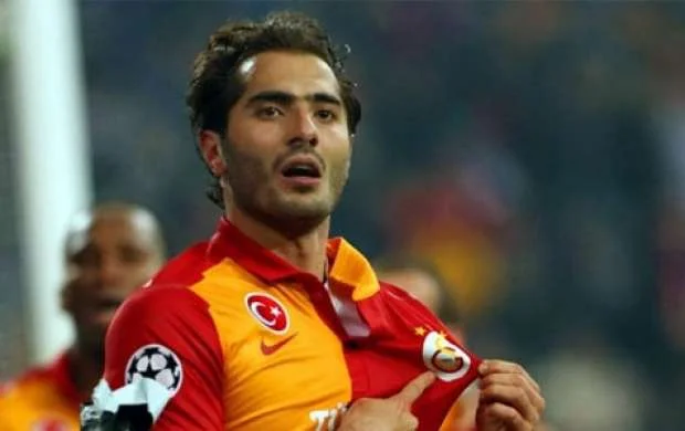 	Məşhur türk futbolçu Bakıya gəldi  
