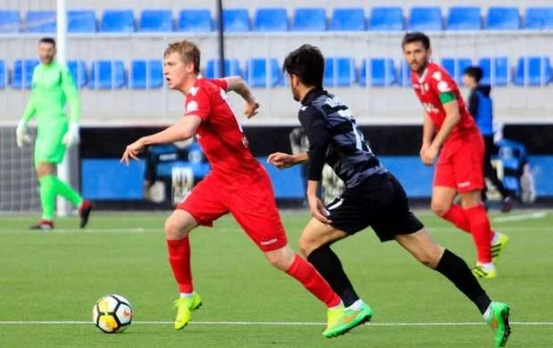 "Sumqayıt"ın oyunçusu "Qarabağ" yolunda - AÇIQLAMA 