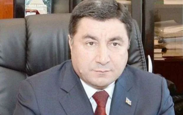 Tahir Süleymanov: “Futboldan anlayışı olmayanlar futbola "dəlləklik" edir...” 