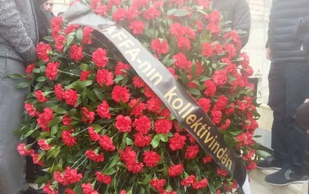 Futbol ictimaiyyəti Böyükağa Hacıyevin məzarını ziyarət edib - FOTOLAR 