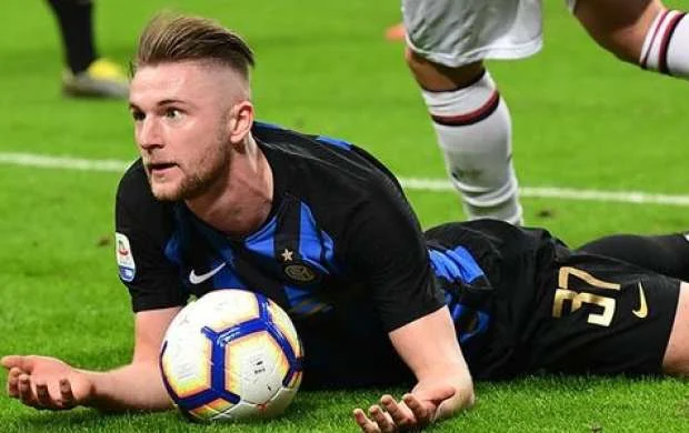"Barselona" və "Real" bu futbolçu uğrunda savaşır 