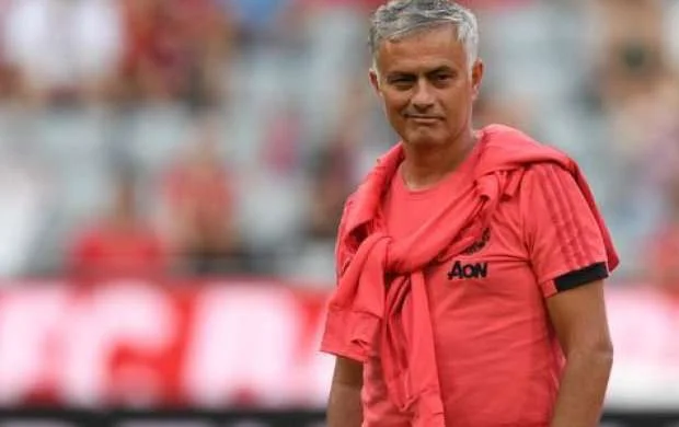 Mourinyo açıqladı: geri dönür 