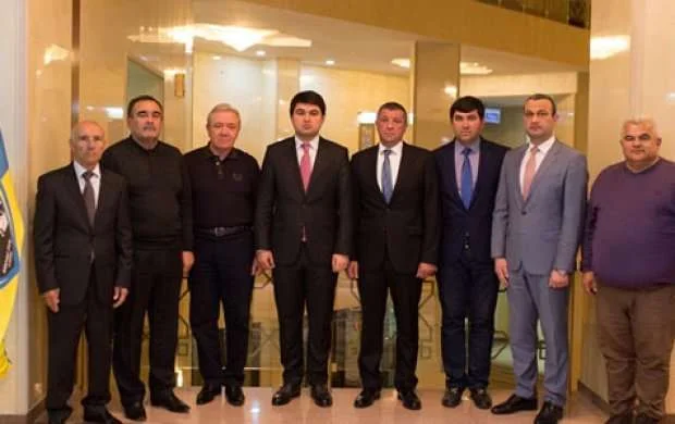 Elnur Camalxanov yazır: “Son oyunda yaşanan biabırçılıq..." 