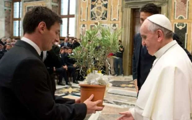 Roma Papasından açıqlama: Messi Allahdır? 