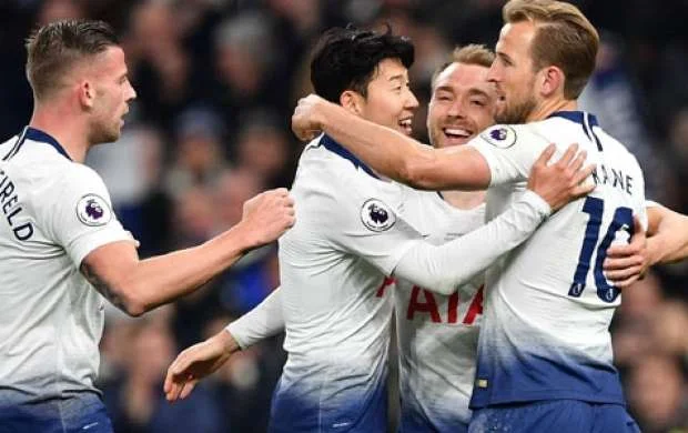 "Tottenhem" dağılır: 11 futbolçu gedir 