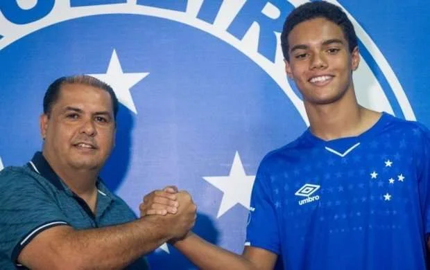 Ronaldinyonun oğlu "Kruzeyro"da - RƏSMİ 