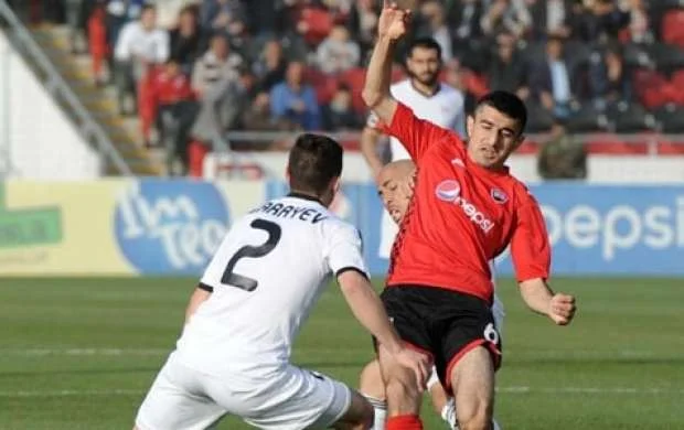 "Sabah" 7 oyundan sonra sevindi, "Qarabağ" Qəbələdə 3 xal qazandı 